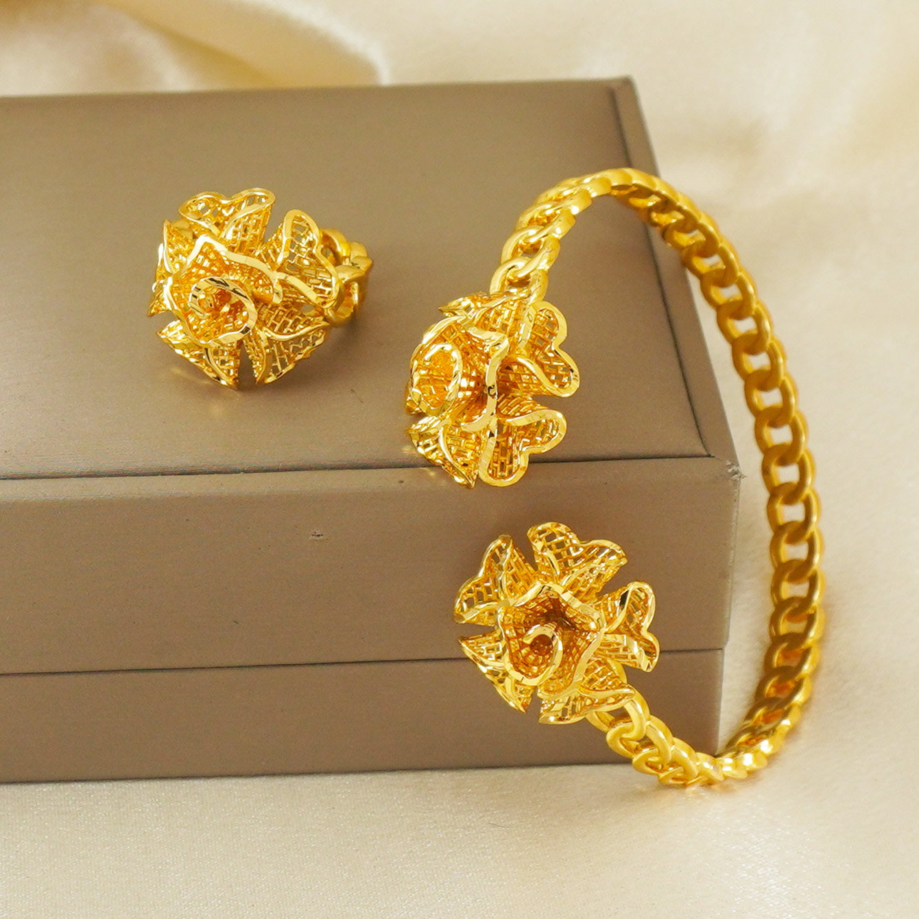 Best selling gold-plated coppe - огляд і ціна Best Jewelry Watches For Women